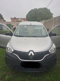 Vendo Renault Kangoo.